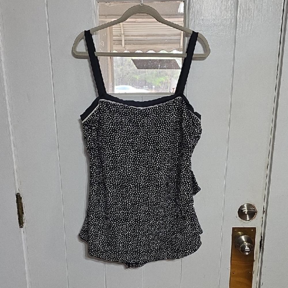Maxine Of Hollywood Womens Swimdress Blak/White Polka Dots Bra Boning Sz 22W GUC